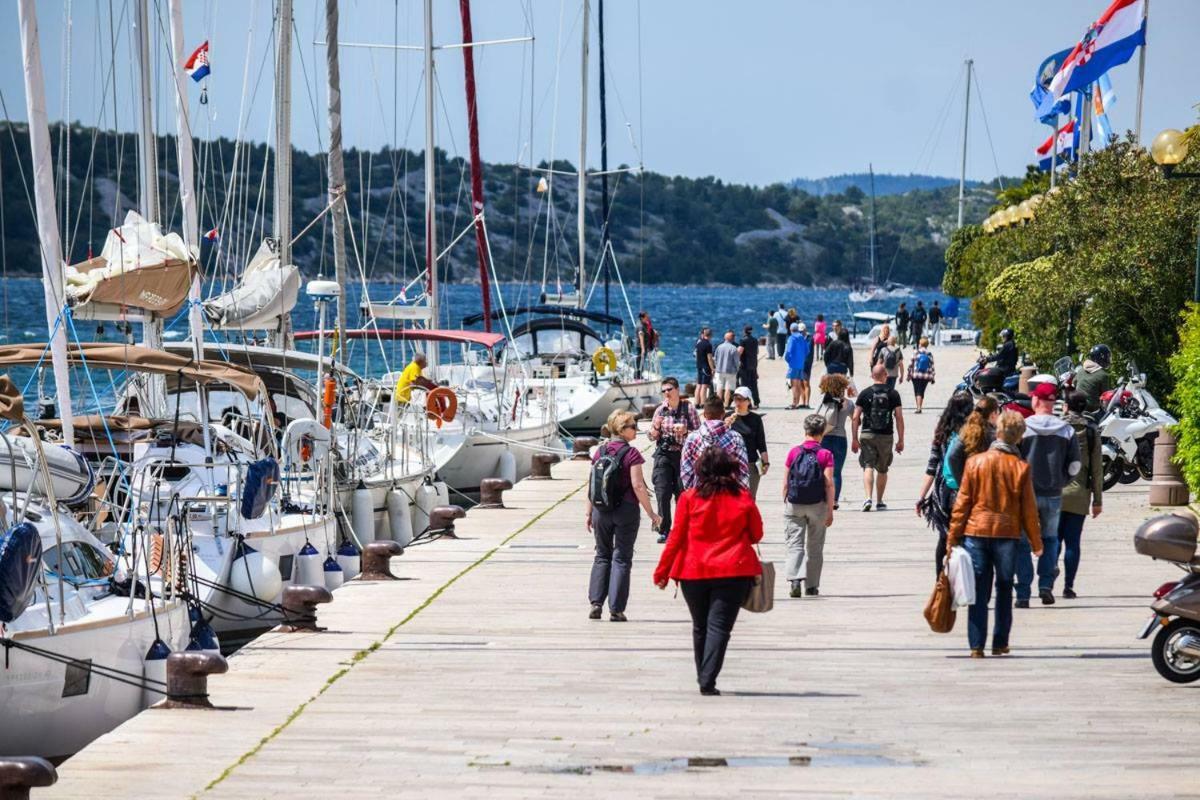 Duje & Roko Apartments Šibenik Exteriör bild